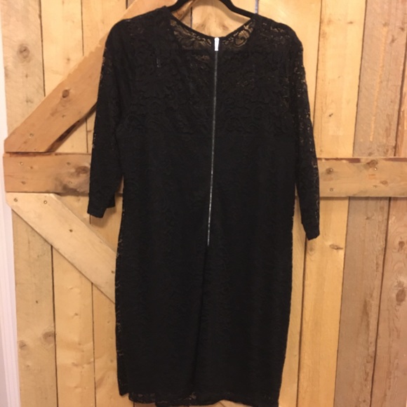 Lace overlay little black dress - Picture 2 of 6